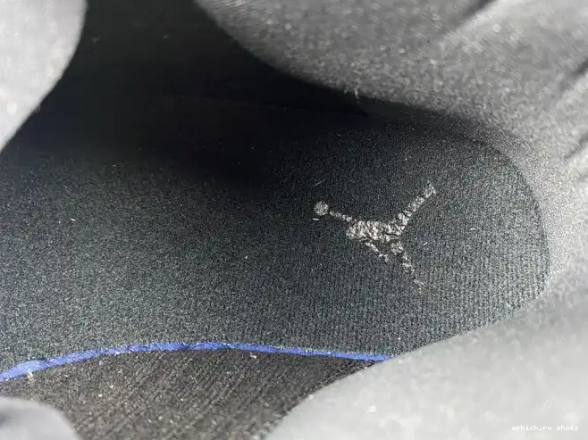 Rep Jordan Air Cap Retro and 13 414571-012 Gown 0408